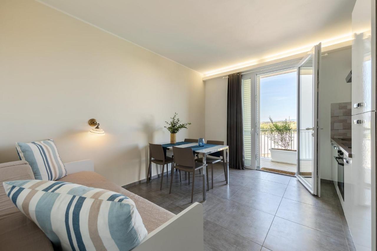 Golden Apartments Marina di Cecina Habitación foto